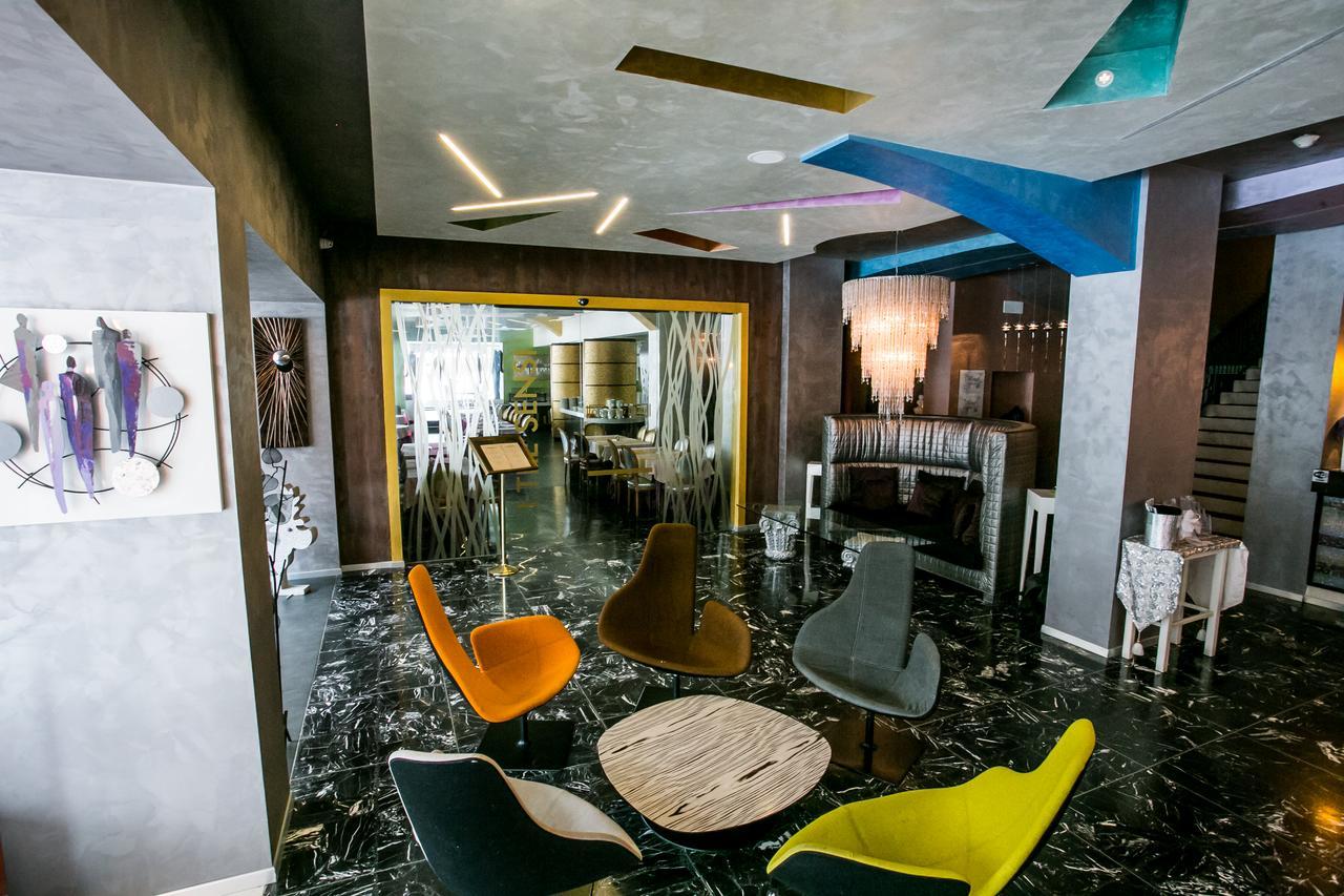 Design Oberosler Hotel Madonna Kültér fotó